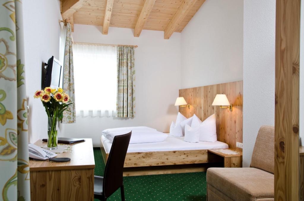 Berghotel Rasis Galtür Pokoj fotografie